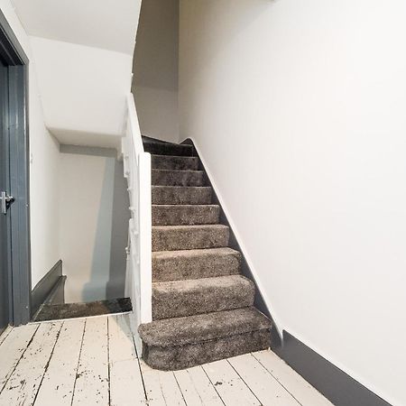 Spacious 6 Ensuite Bedroom House In Central Londen Buitenkant foto