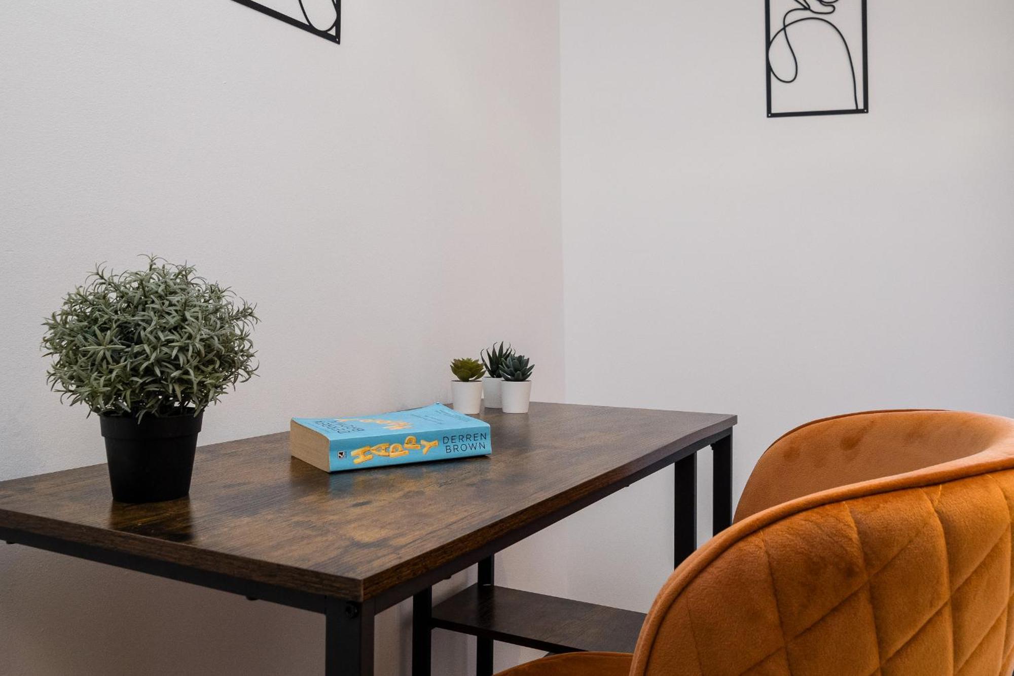 Spacious 6 Ensuite Bedroom House In Central Londen Buitenkant foto