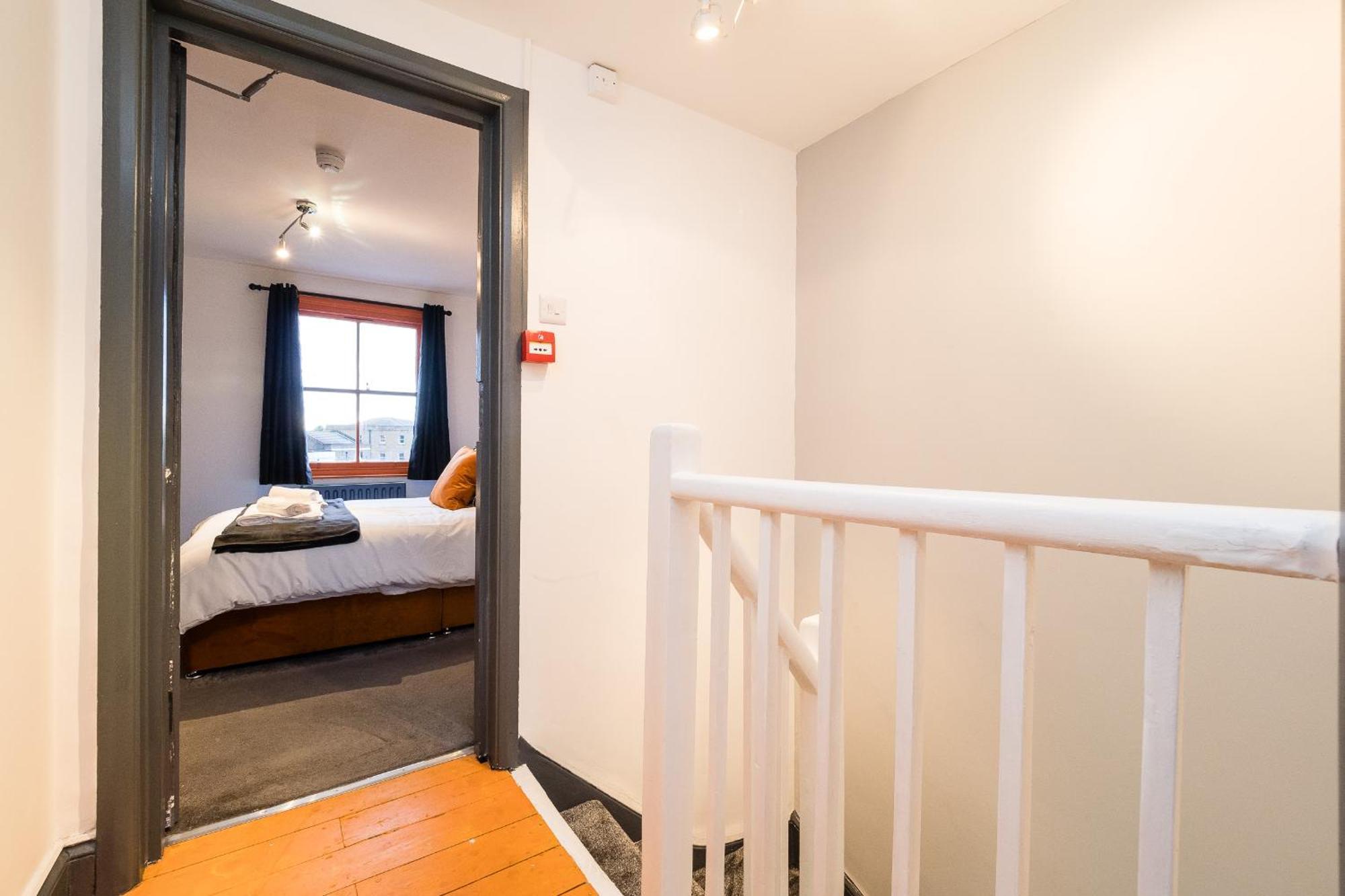 Spacious 6 Ensuite Bedroom House In Central Londen Buitenkant foto