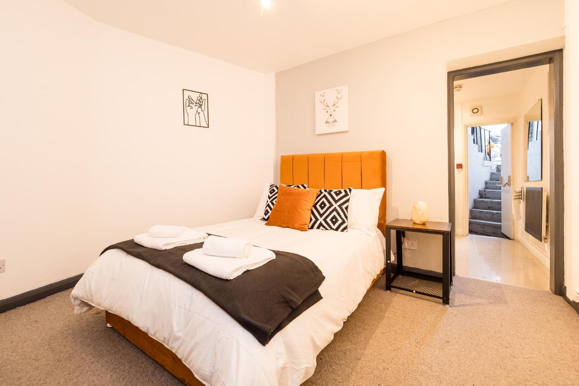 Spacious 6 Ensuite Bedroom House In Central Londen Buitenkant foto