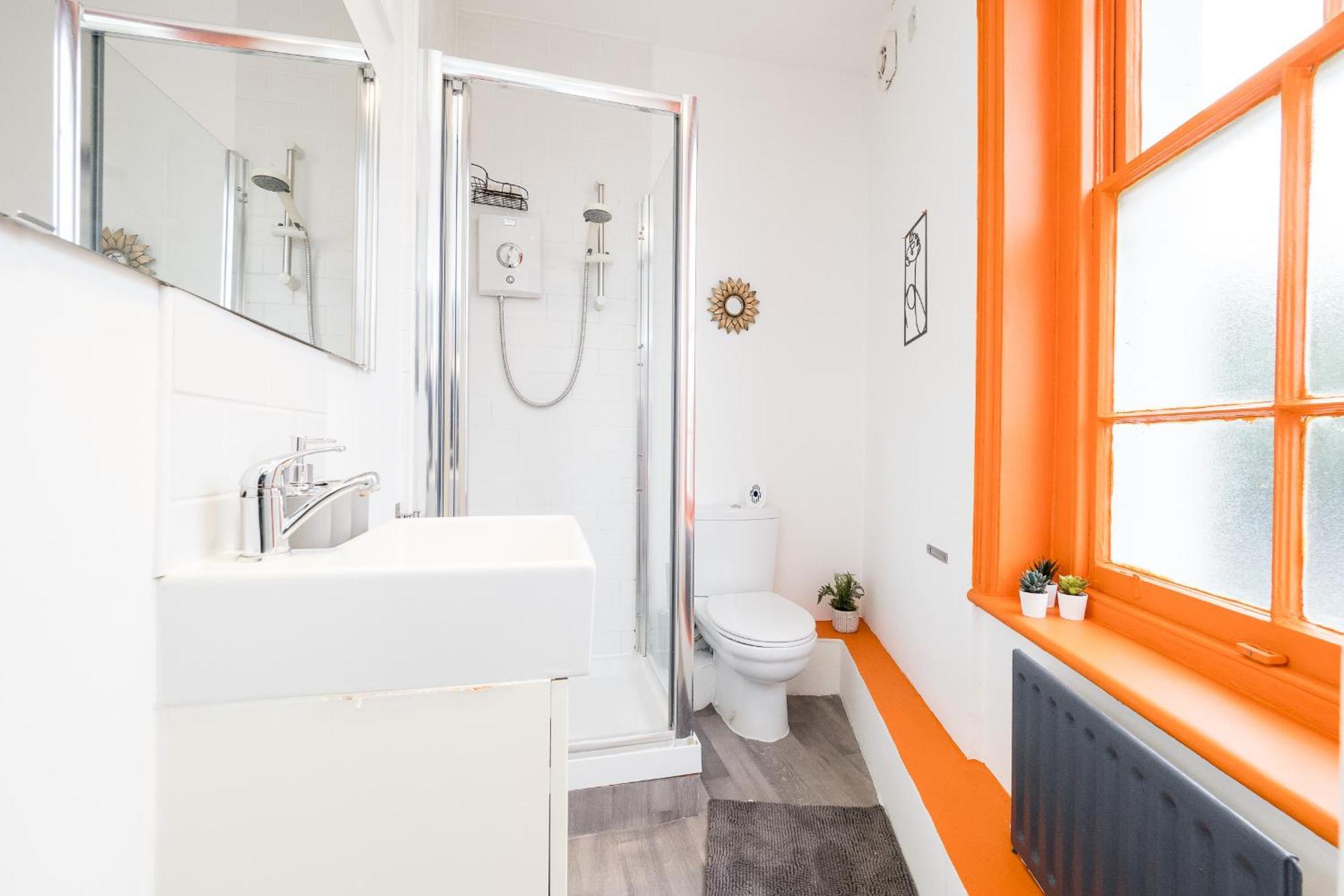 Spacious 6 Ensuite Bedroom House In Central Londen Buitenkant foto