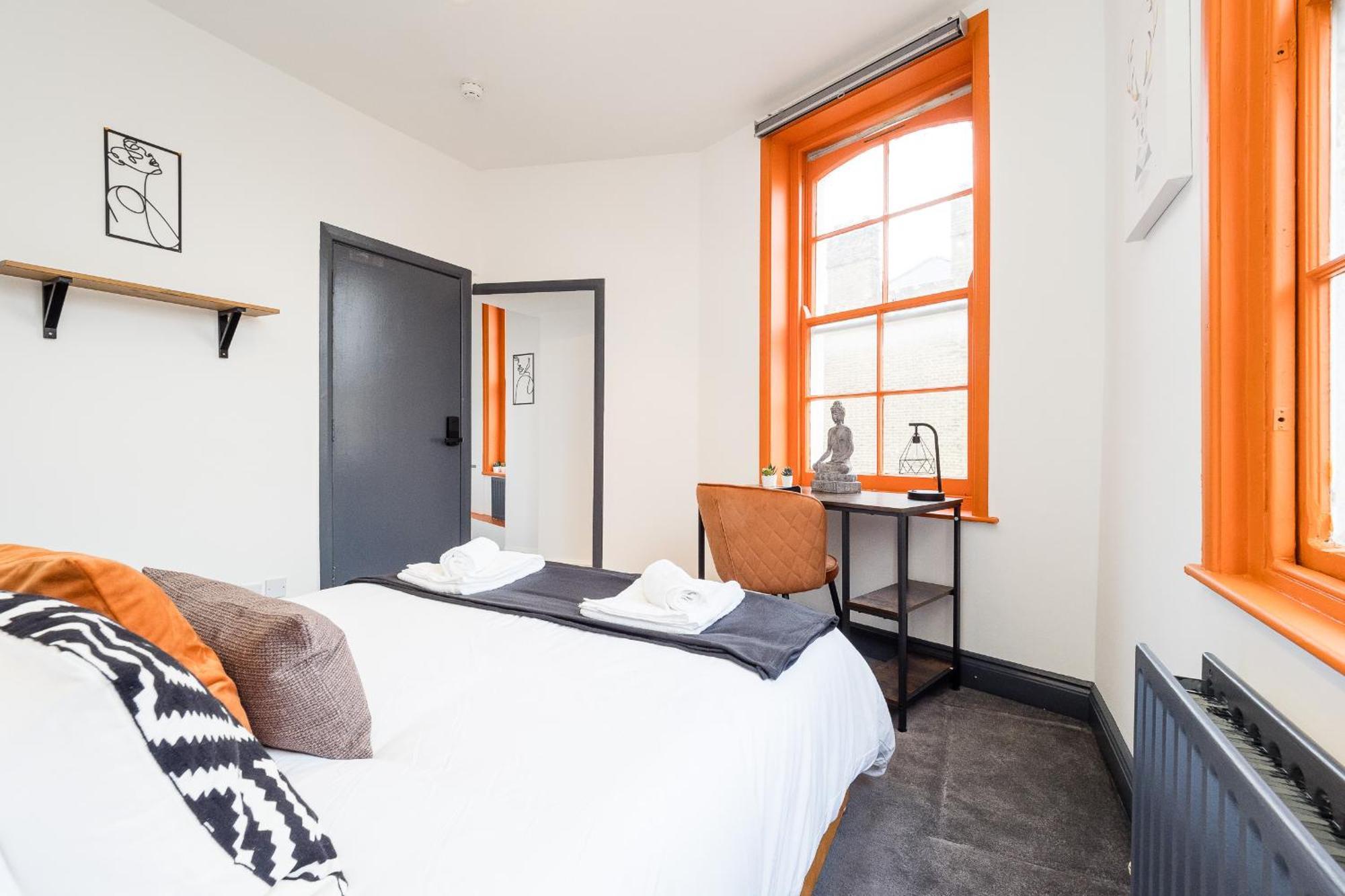 Spacious 6 Ensuite Bedroom House In Central Londen Buitenkant foto